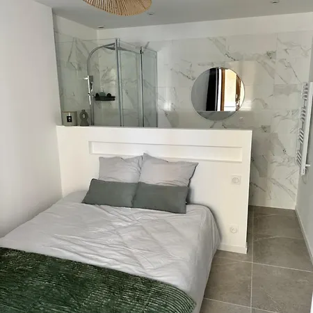 Centre-ville Apartment